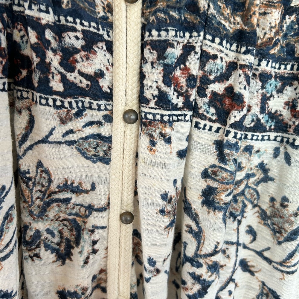 Lucky Brand Blue and Cream Long Sleeve Top - Picture 4 of 4